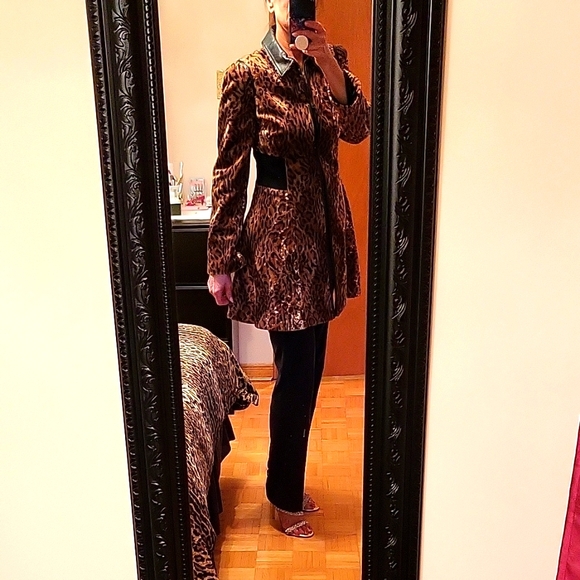NWOT Faux-Fur Leopard Print Swing Coat, Faux-Leather Collar, Pockets! Peplum, S - Picture 6 of 17
